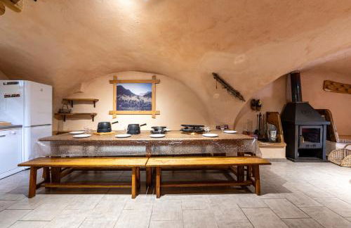 Chalet De Charme à la Montagne - Foto 2