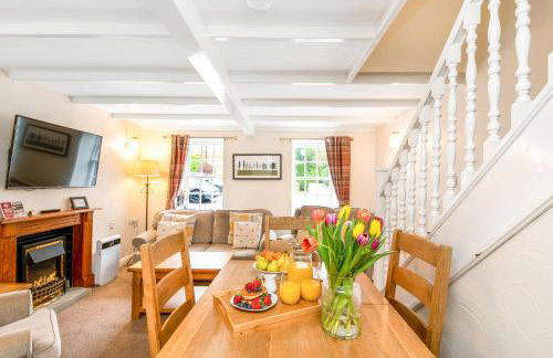 Finest Retreats - Swaledale Hall Cottage - Photo 1