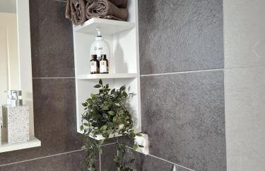 Villa Lawton - Magnificent sea & mountain views! - Photo 27