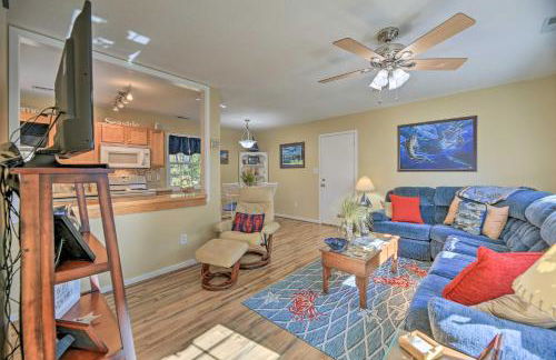 Beaufort Pad with Patio 3 Blocks to Waterfront! - Foto 1