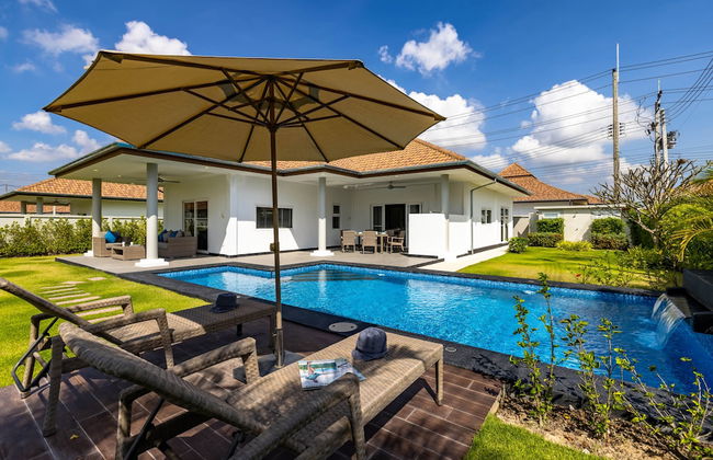 Modern 3 Bedroom Pool Villa MS24 - Foto 1