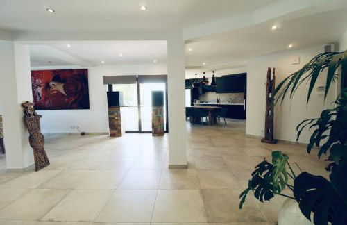 Beautiful Algarve Pool Villa Bali 15min to beach - Foto 54