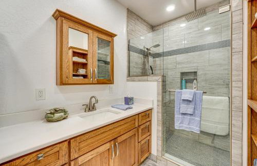 Walking Trail On-Site Tranquil Klamath Falls Apt! - Foto 16