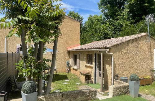 Jolie petite maison Avignon - Montfavet - Photo 1