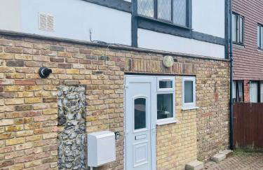 Dartford Delight Holiday Cottage - Foto 2