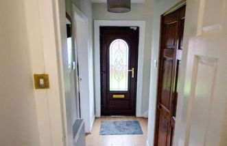 Spacious 4-Bedroom House in Glenboig - Foto 7