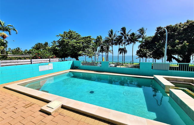 Emthree Seaside Apartments - Photo 1