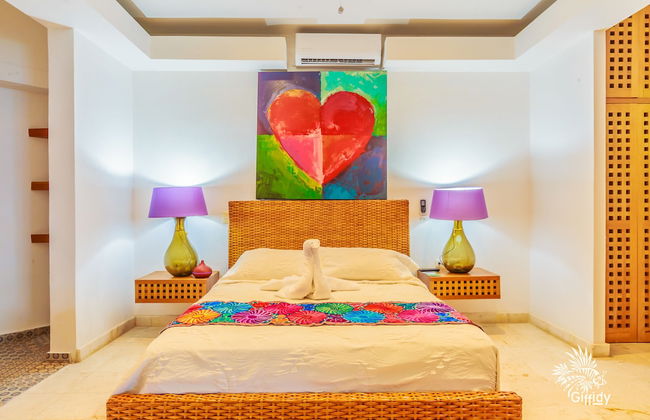 Deep Blue Condos - Foto 17