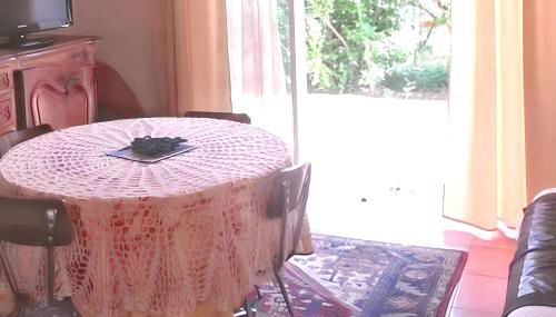 Appartement confortable à Hyères avec terrasse - Foto 3