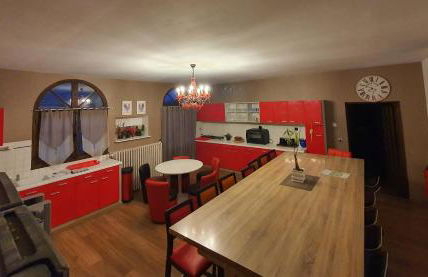 GITE LONGERE DE 15 PERSONNES AU CHATEAU DE JALLANGES VOUVRAY - Foto 7