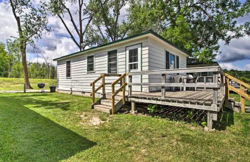 Lakefront Retreat with Boat Rentals, Beach and Bar - Foto 2