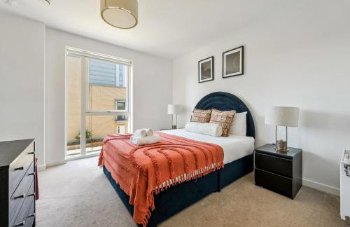 Canary Haven Elegant 3-Bedroom Apartment - Foto 11