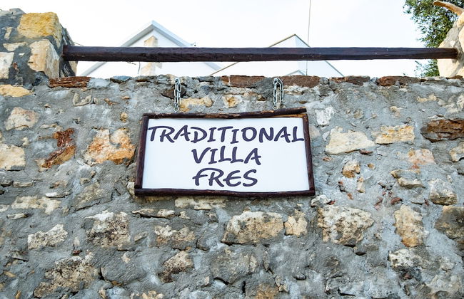 Traditional Villa in Fres - Foto 80