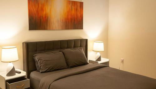 Upscale 2BR Apt Rooftop Deck and Fitness - Foto 2