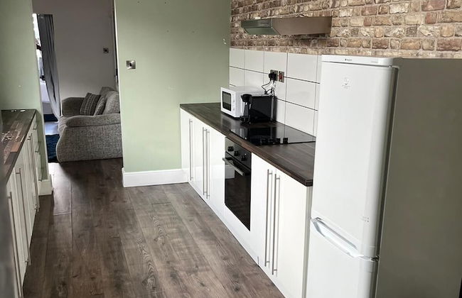 SPECIAL 5 Bedroom Whole House Brereton - Photo 6