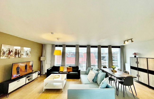 Modern 2BR Penthouse Near Diamond District by Oneluxstay - Foto 4