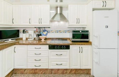 1 Bedroom Stunning Apartment In Sevilla - Foto 8