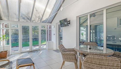 The Beeches - Photo 3