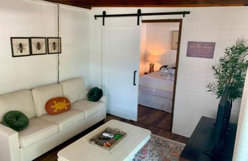 Lakefront Cottage in Secluded Cove - Foto 4