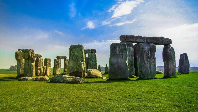 Windsor Castle, Stonehenge and Bath Day Trip - Photo 2, Discover Stonehenge