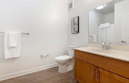 Landing Beautiful 2BD Gym Pool - Foto 16