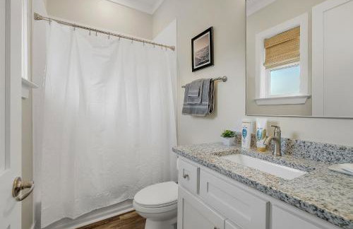 Mallard Pointe Unit 200- Luxury Condo- Conveniently Located! - Foto 14