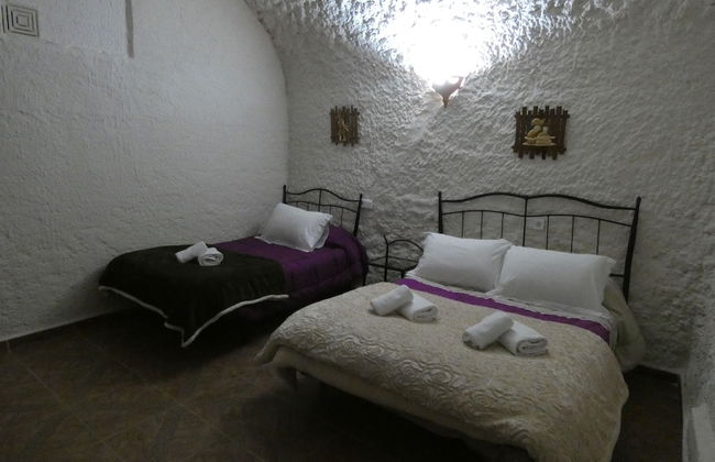 Cuevas La Solana - Photo 6