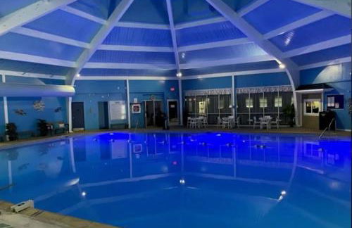 Emerald Escape Lake, Theater, Game Room & More! - Foto 60