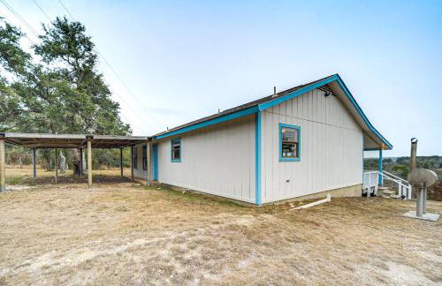 Group Getaway! Hill Country Basecamp with Trails - Foto 20