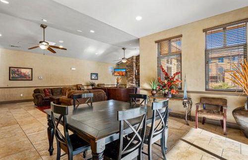 Coral Springs Resort H2 Brand New Home, Community Pool, Outdoor Fireplace, and Near Sand Hollow - Foto 35