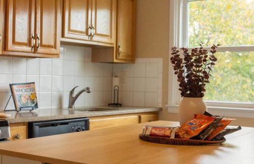 The Boulevard Stay! 25 mins to NYC! Spacious 2BR! - Foto 4