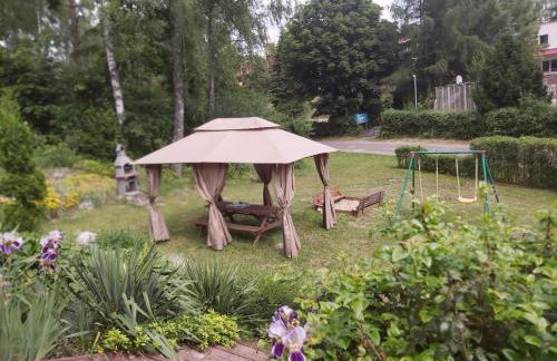 Leśne Zacisze Kretowiny 88 nad jeziorem Narie z własnymi pomostami apartamenty sezonowe lato - Foto 17