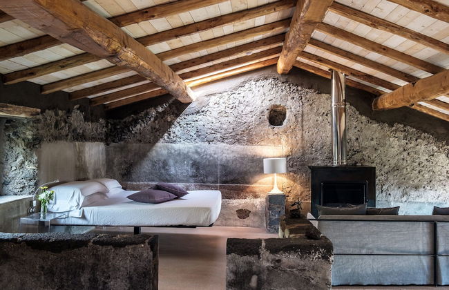 Monaci delle Terre Nere - Foto 20