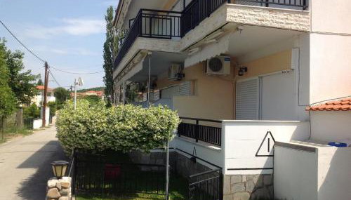 Gramatiki House - Photo 2, Garden