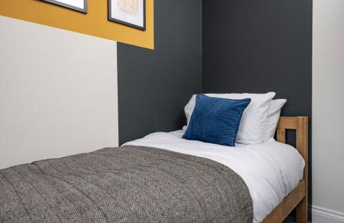 Cosy 3-BR Home in Seaham not far from the beach - Photo 2