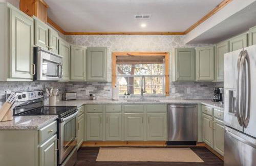 Fitzhugh Lodge - Pool, Poker, Pickleball, Sleeps 16 - Foto 2