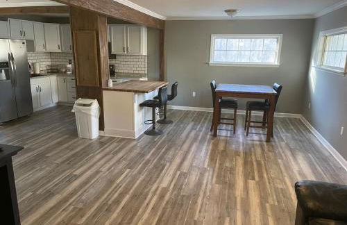 Cozy Country Cottage - Photo 5