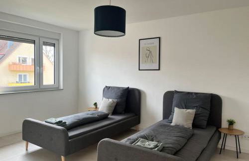 3 ZW 95 m2 Neubau Kostenlos Parkplatz im Hof - Foto 9