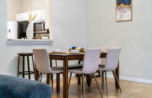 Elegant 3 BDR Townhome in Desirable Regal Palms - Foto 5