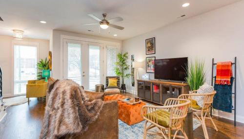 2 5 miles to DWNTN 3 King Beds - Garage Parking - Foto 3