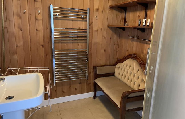 Economical 2BR Small Furnished Annex-high Wycombe - Foto 4