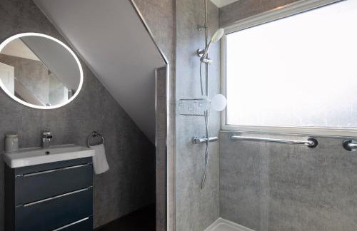 Honeyfield Lodge - Spacious Cottage Rural Views - Foto 26