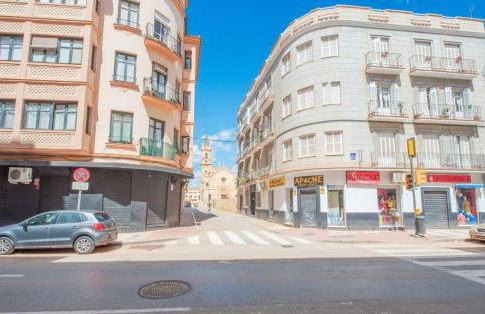 Peaceful & bright apartment with patio - Center - Foto 38