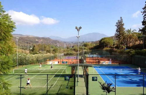 Luxury beachfront apartment with pool, sauna, fitness and gym in province Malaga, Andalusia - Photo 41