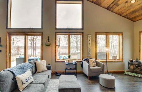 Modern Lakeside Chalet on Crow Wing Chain with Dock! - Foto 6