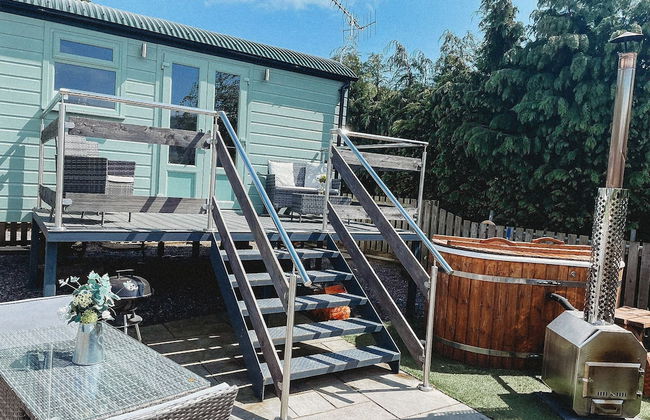 Erw Glas Glamping and Camping - Photo 69