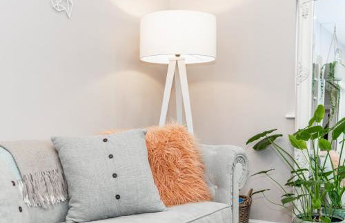 Amazing Lovely 1BDR Apartment, South London - Photo 10