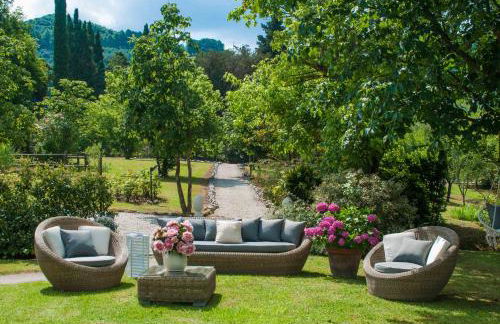 Le Bicocche Farmhouse: Country Stone Villa with Pool in Camaiore between Lucca & Beaches of Versilia - Foto 11