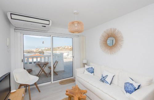 Sea Views Private Terrace 2BR House near the Beach - Foto 1