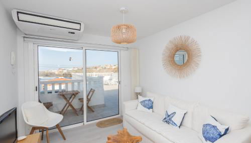 Sea Views Private Terrace 2BR House near the Beach - Foto 1